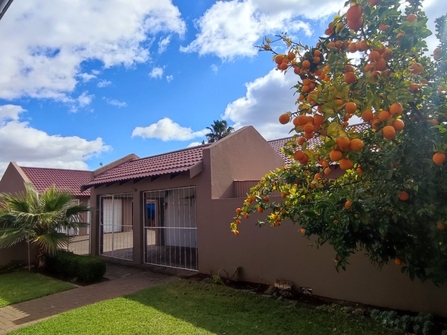3 Bedroom Property for Sale in Uitsig Free State